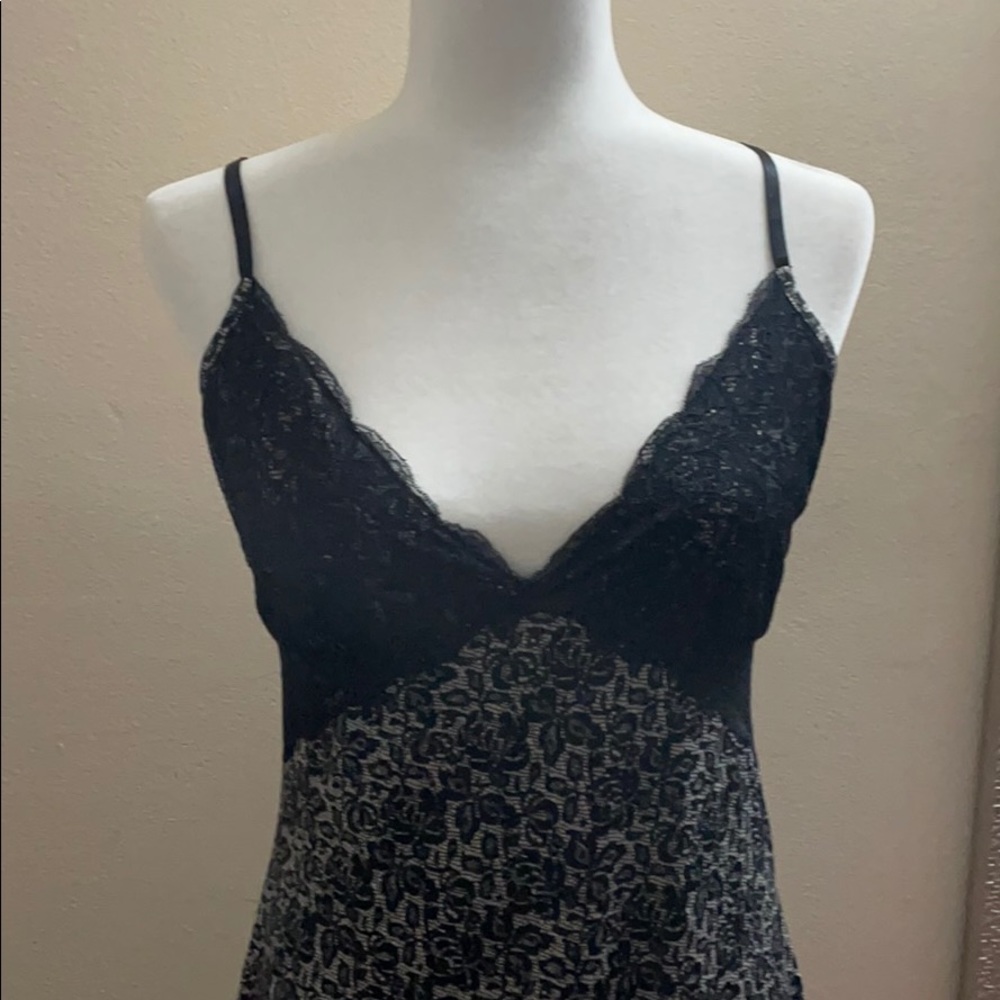 New night wear. Very elegant. Size large